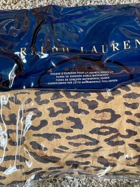 Aragon Leopard Twin Flat and Fitted Sheet by Ralph Lauren Blue Label, NWOT